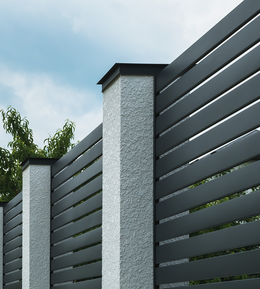 Aluminum fencing in Long Beach, CA