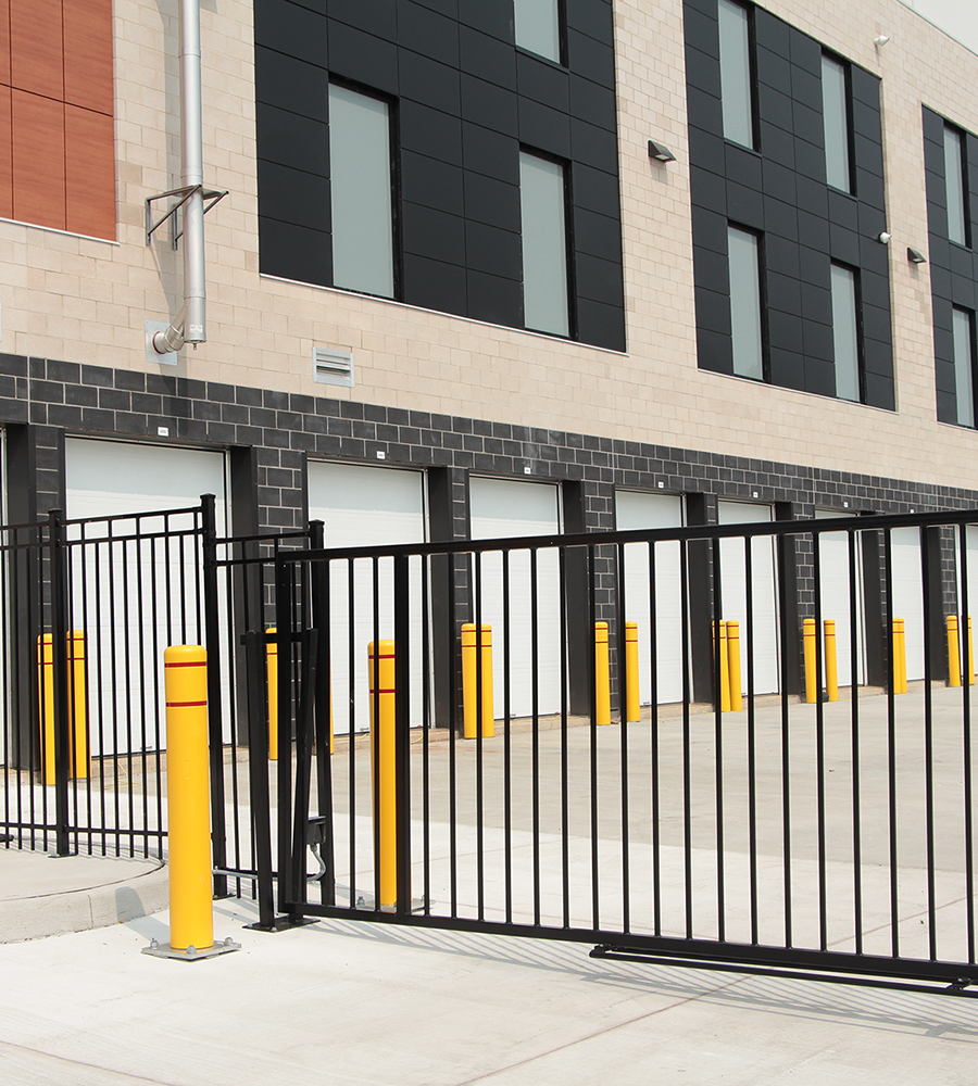 Commercial fencing in Baldwin Park, CA