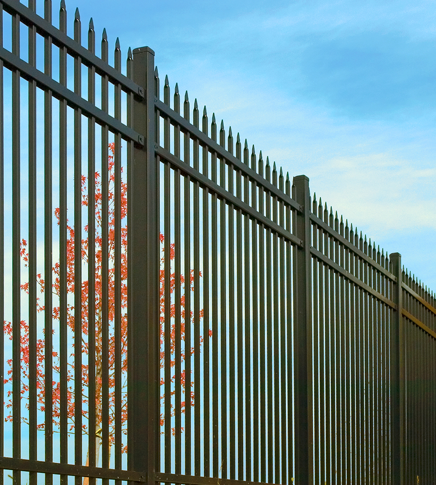 Metal fencing in Pomona, CA