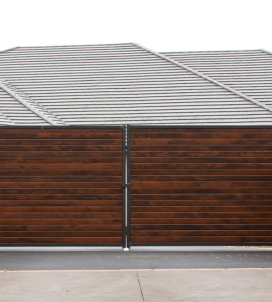 Wood fencing in Santa Clarita, CA