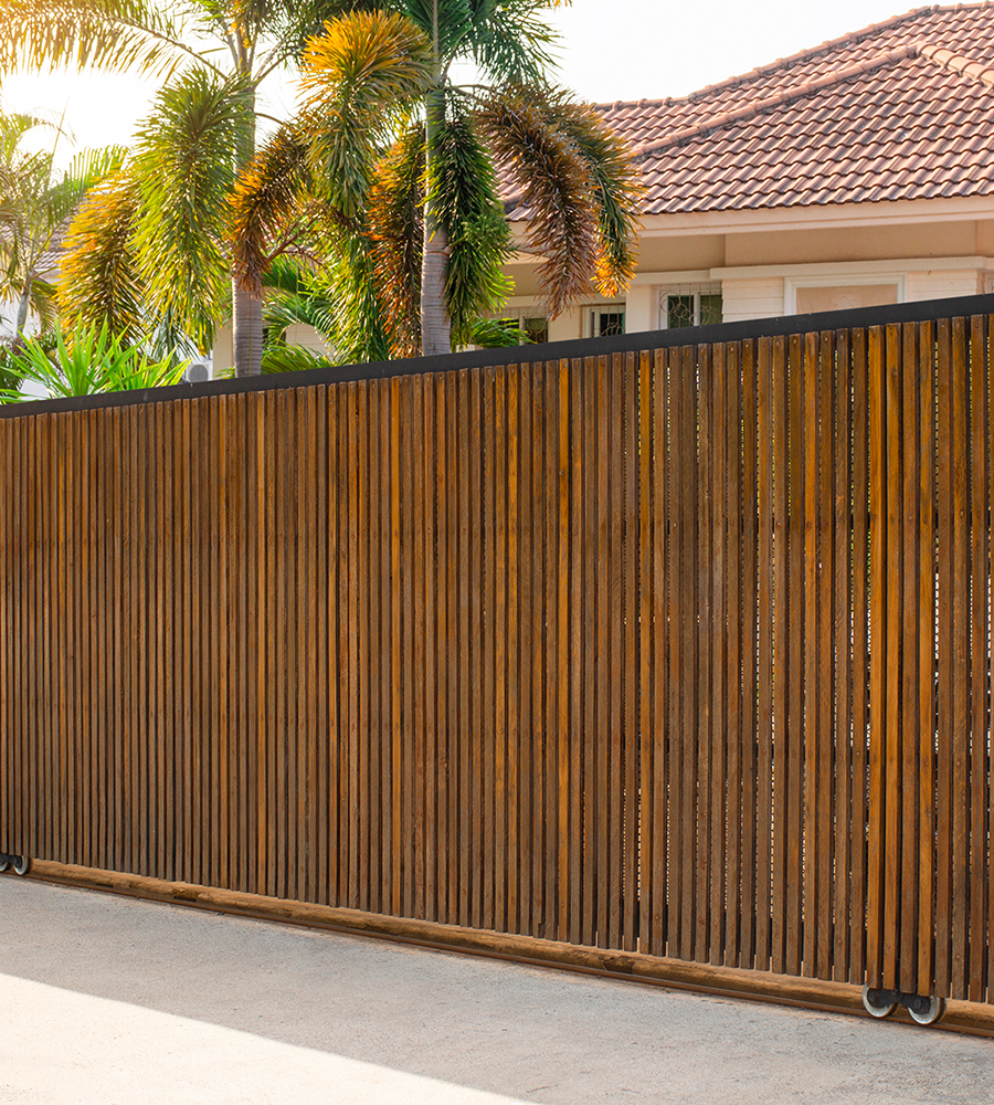 Wood fencing in Glendale, CA